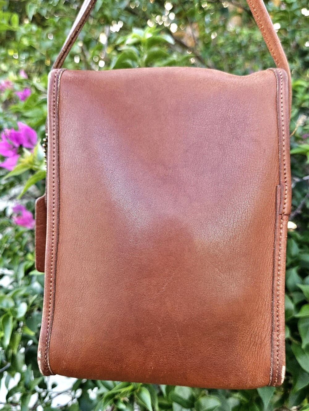 Vintage Coach Scooter Bag 9893 British Tan Leather Pre-1994 Hangtag Crossbody - Picture 5 of 12
